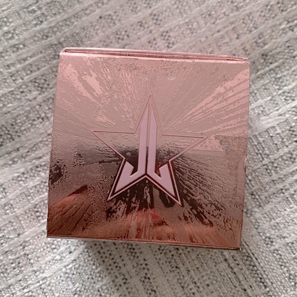 Brand new Jeffree Star Eye Gloss Powder - Picture 2 of 3